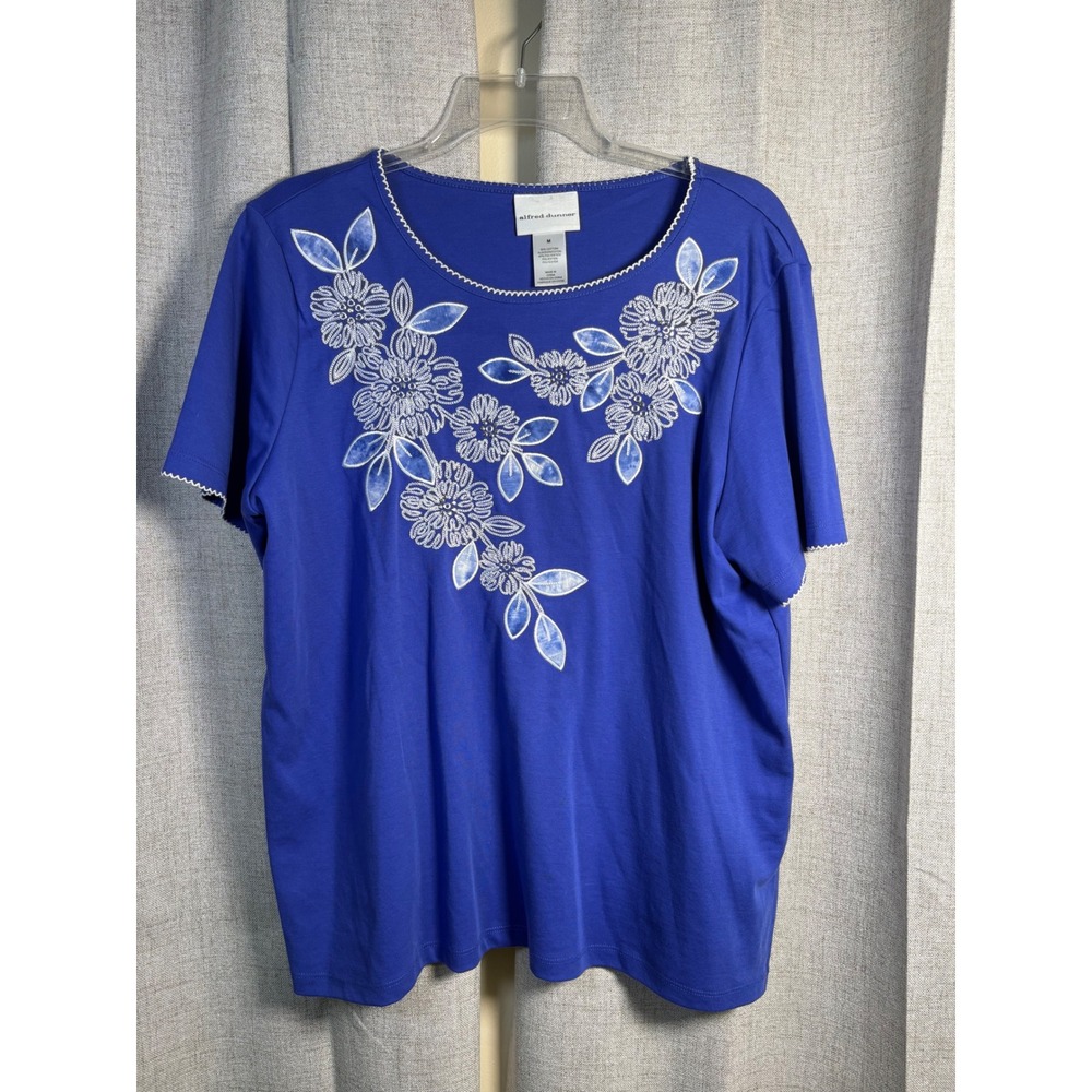Alfred Dunner Womens Blue Floral Embroidered Scallop Trim Short Sleeve Top M